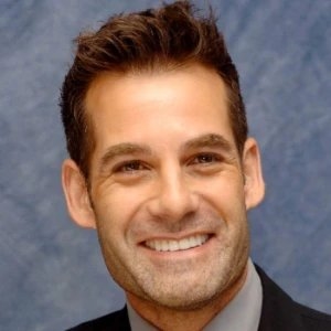 Адриан Пасдар