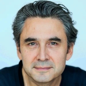 Олег Мирошников