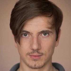 Максим Хрусталёв