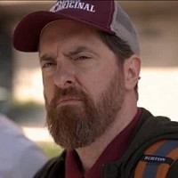 Тренер Бирд озвучивал фильм Тед Лассо