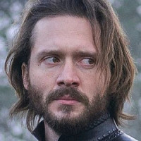 Годвин озвучивал фильм Викинги: Вальхалла