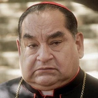 Агирре озвучивал фильм Новый Папа