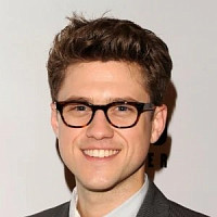 Аарон Твейт