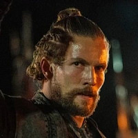 Харальд Сигурдссон озвучивал фильм Викинги: Вальхалла