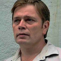 Александр Бобровский озвучивал персонажа Ласло Уистлер Ковик