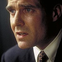 Юджин Кайтрэйдж  озвучивал фильм Миссия невыполнима