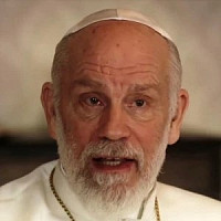 Джон Брэннокс озвучивал фильм Новый Папа