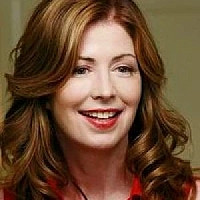 Кэтрин Мэйфэйр озвучивал фильм Отчаянные домохозяйки