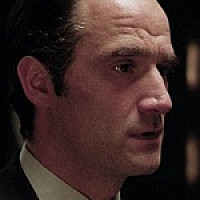 Питер Брандт  озвучивал фильм Возмещение ущерба