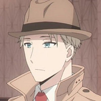 Лойд Форджер / Сумрак озвучивал фильм Семья шпиона