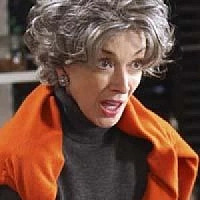 Глория Ходж озвучивал фильм Отчаянные домохозяйки