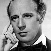 Эшли озвучивал фильм Унесённые ветром