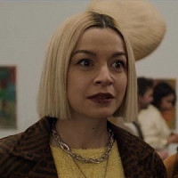 Аннабель Чо озвучивал фильм Архив 81