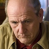 Тед озвучивал фильм После прочтения сжечь