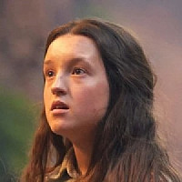 Анжелика озвучивал фильм Тёмные начала