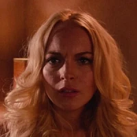 Эйприл Бут  озвучивал фильм Мачете