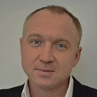 Олег Алмазов