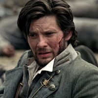 Логан Делос озвучивал фильм Мир Дикого Запада