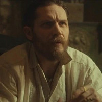 Альфи Соломонс озвучивал фильм Острые козырьки