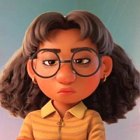 Прия озвучивал фильм Я краснею