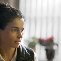 Кэролайн озвучивал фильм Загадочная история Бенджамина Баттона