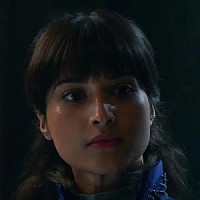 Зоя Назяленская озвучивал фильм Тень и кость