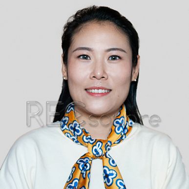 Диктор Ольга Голованова , на фото диктор Инин (Китайский)
