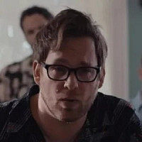 Джейкоб озвучивал фильм Не сработало