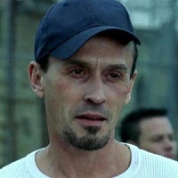 Теодор "Ти-Бэг" Багвелл озвучивал фильм Побег