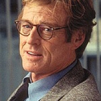 Нэйтан Муир  озвучивал фильм Шпионские игры