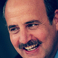 Квинс озвучивал фильм Знакомьтесь, Джо Блэк