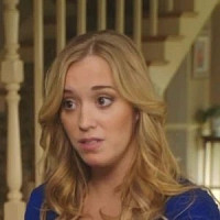 Джули Майер озвучивал фильм Отчаянные домохозяйки