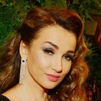 Анфиса Чехова озвучивал персонажа Адриана Скленарикова