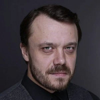 Артур Иванов