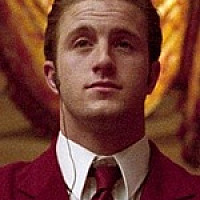 Терк Мэллой  озвучивал фильм Тринадцать друзей Оушена