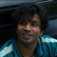 Али Абдул озвучивал фильм Игра в кальмара