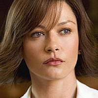 Изабель озвучивал фильм Двенадцать друзей Оушена