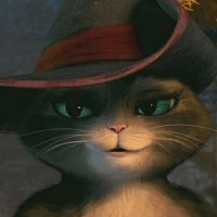 Киса Мягколапка озвучивал фильм Приключения Кота в сапогах