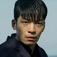 Хван Чун Хо озвучивал фильм Игра в кальмара