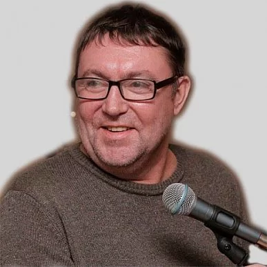На фото диктор Александр Груздев