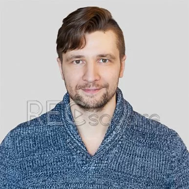На фото диктор Станислав Данилин