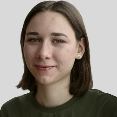 На фото диктор Василиса Дмитриева