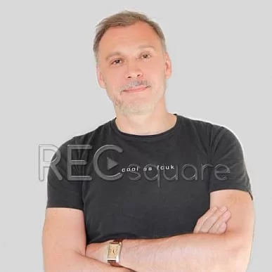 На фото диктор Сергей Чонишвили